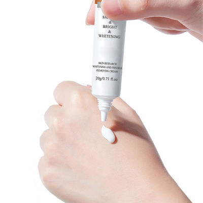 Biologische vochtinbrengende huid bleekende crème donkere vlekken verwijdering lotion Anti-aging