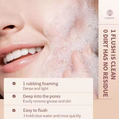 Organic OEM Face Wash Foam Rich Oil Control Maquiagem suave Removendo limpeza da pele Branqueamento de rosto Lavar para pele oleosa