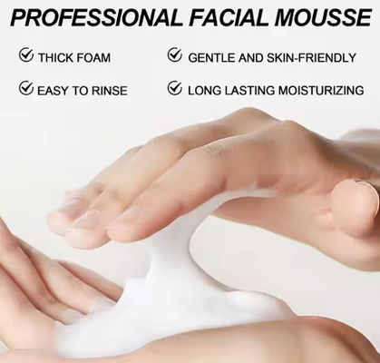 Nettoyage du visage par mousse Nettoyage profond du contrôle des huiles Humectant élimination des points noirs Soins de la peau Nettoyage du visage Nettoyage à la mousse
