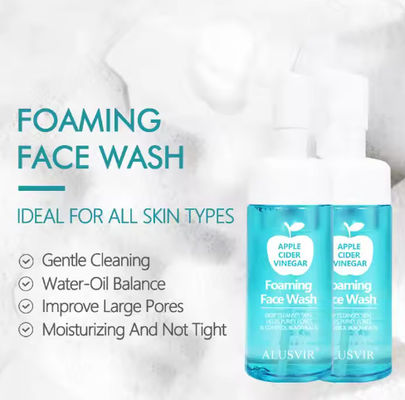 Natuurlijke biologische veganistische zeep vrij Anti acne whitening huidverzorging Foam Face Wash Clenser Facial Acne Foam Reiniging
