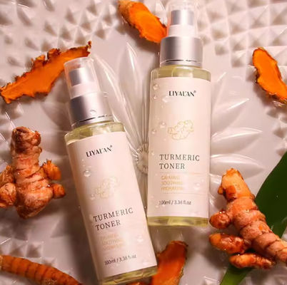 Soins de la peau de marque privée Spray de brouillard pour le visage Calmant hydratant apaisant pour le visage Vitamine C Curcuma tonifiant la peau