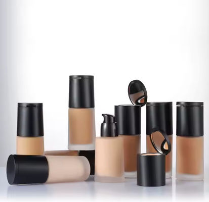Sprzedaż hurtowa Vegan Długotrwały Wodotwórny Makiaż Twarz Liquid Foundation dla Czarnych