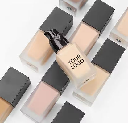 Etiqueta privada 30 colores maquillaje facial mate base líquida duradera para toda la piel base vegetariana impermeable con cobertura completa