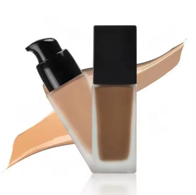 OEM/ODM Créme de fondation liquide maquillage végétalien Matte Cosmétiques de fondation à haute couverture