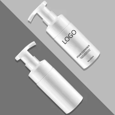 OEM / ODM Manufacturing Private Label Moisturizing Skincare Foaming Face Wash Retinol Foam Gezichtsreiniger voor diepe reiniging