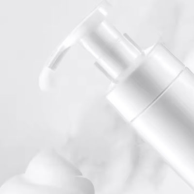 OEM / ODM Manufacturing Private Label Moisturizing Skincare Foaming Face Wash Retinol Foam Gezichtsreiniger voor diepe reiniging