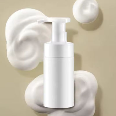 OEM / ODM Manufacturing Private Label Moisturizing Skincare Foaming Face Wash Retinol Foam Gezichtsreiniger voor diepe reiniging