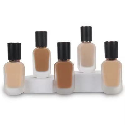 Makijaż twarzy pełne pokrycie wodoodporne Długotrwałe płynne podstawy Custom Logo Cream For Oil Skin Concealer Kosmetyki