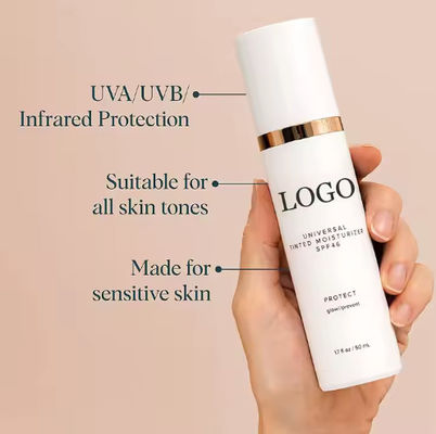 Groothandel Etiket 50 ml Gezicht en lichaam Make-up Zonnebrandcrème Universele getinte vochtinbrengende crème SPF 46 Zonnebrandcrème