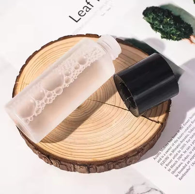 OEM / ODM Marca privada Eliminator de maquillaje libre de aceite líquido de agua micellar OEM ODM suave vitamina B de plantas Eliminator de maquillaje de labios y ojos