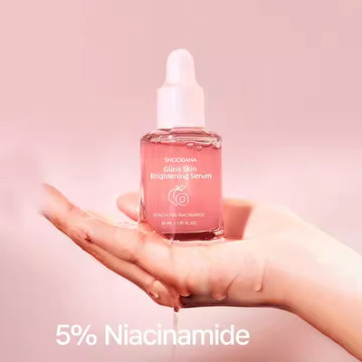 ODM / OEM Private Label Koreańska szklana skóra Nawilżające Rozjaśniające Serum do twarzy Brzoskwinia 70% Niacynamid Serum na nierówny koloryt skóry