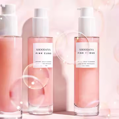 OEM / ODM Private Label Zachte Whitening Gezichtsreinigingslotion Rozen Diepe Reiniging Roze Wolk Biologische Kruiden Ingrediënten Vloeibare Vorm