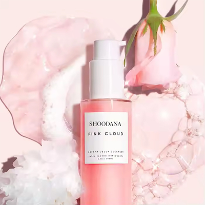 OEM / ODM Private Label Zachte Whitening Gezichtsreinigingslotion Rozen Diepe Reiniging Roze Wolk Biologische Kruiden Ingrediënten Vloeibare Vorm